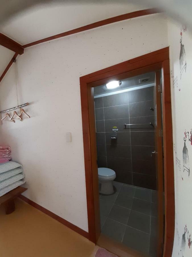Gyeongju Guesthouse Huewon Εξωτερικό φωτογραφία