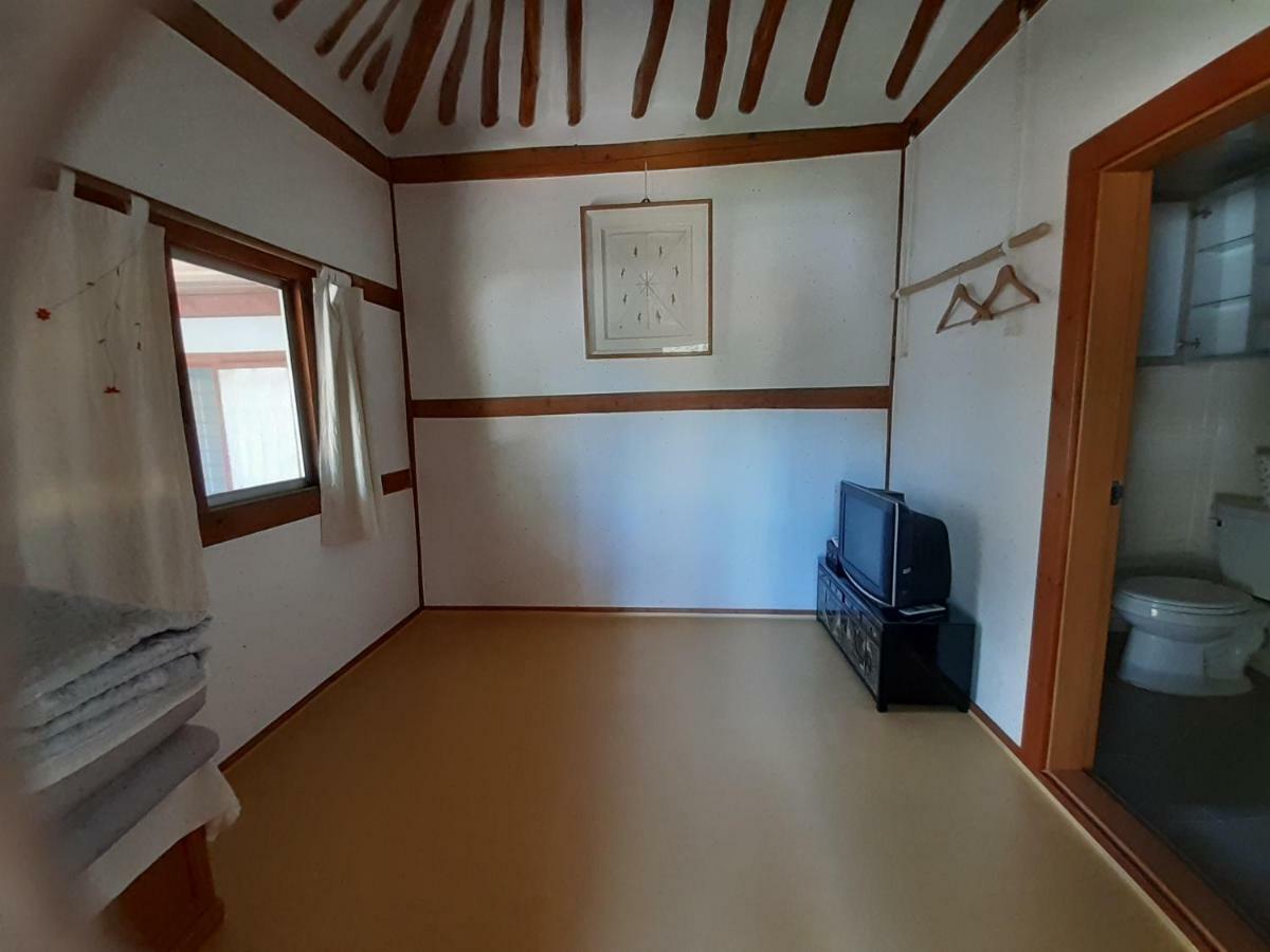 Gyeongju Guesthouse Huewon Εξωτερικό φωτογραφία
