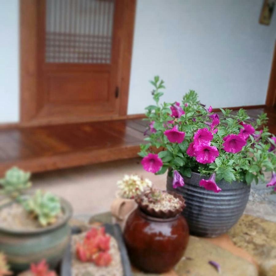 Gyeongju Guesthouse Huewon Εξωτερικό φωτογραφία